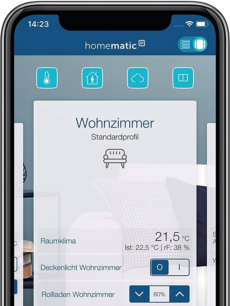 Smartphone mit Homematic App auf Bildschirm, Raumklima Einstellungen