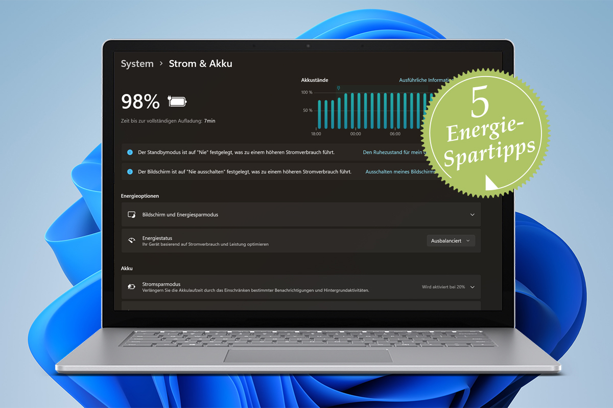 Geöffnetes Notebook von vorne zeigt Energie-Einstellungen, im Hintergrund blaue Schleife auf hellem Grund