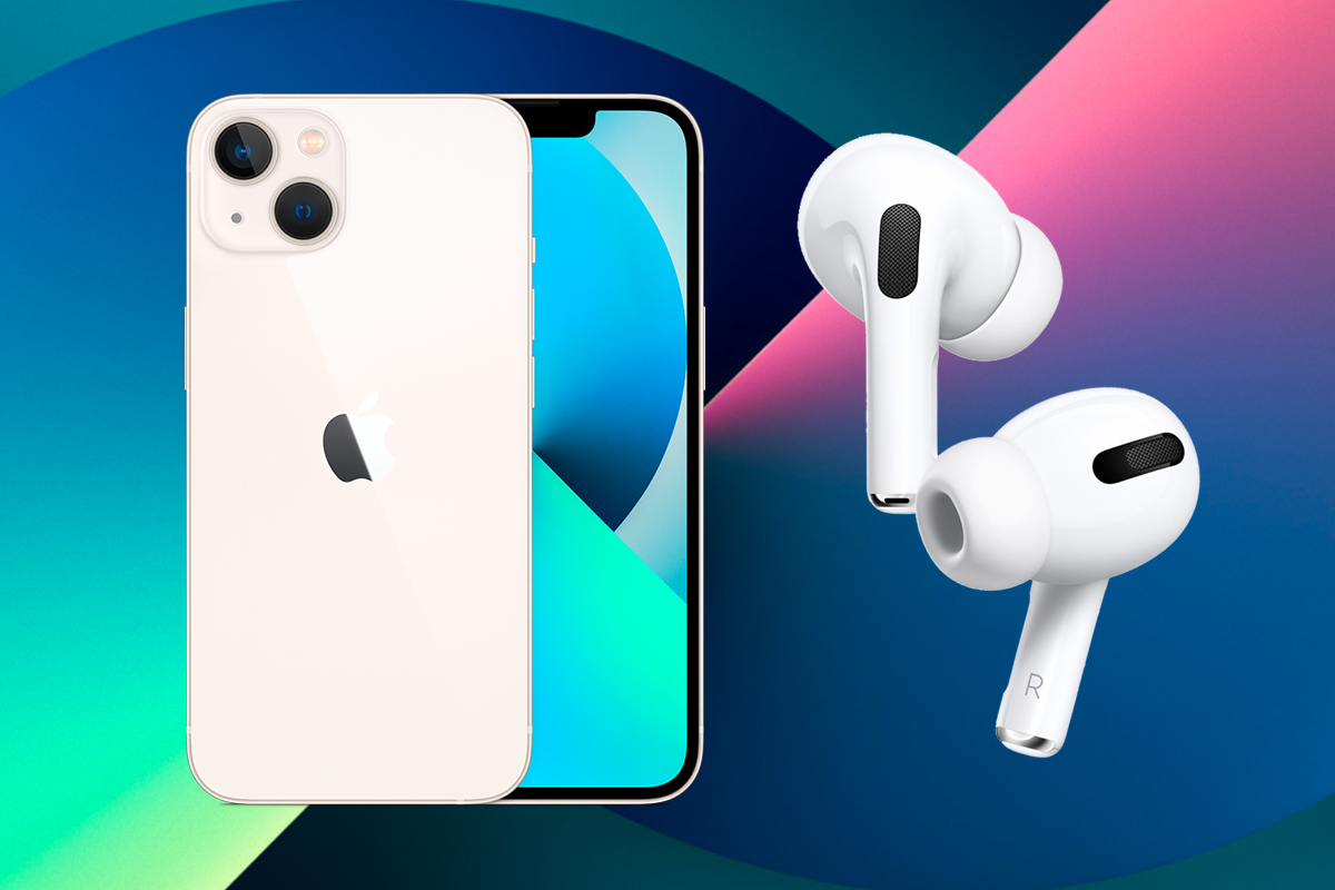 Ein Paar AirPods Pro und ein blauen iPhone 13 auf buntem Hintergrund.