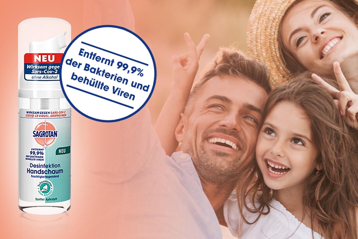 Der Sagrotan Handschaum inklusive einer Produktinformation sowie eine symbolische junge Familie.