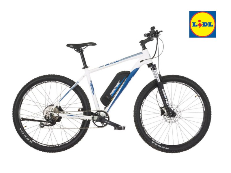 Weißes Fischer E-Mountainbike von der Seite auf weißem Hintergrund mit Lidl Logo rechts oben