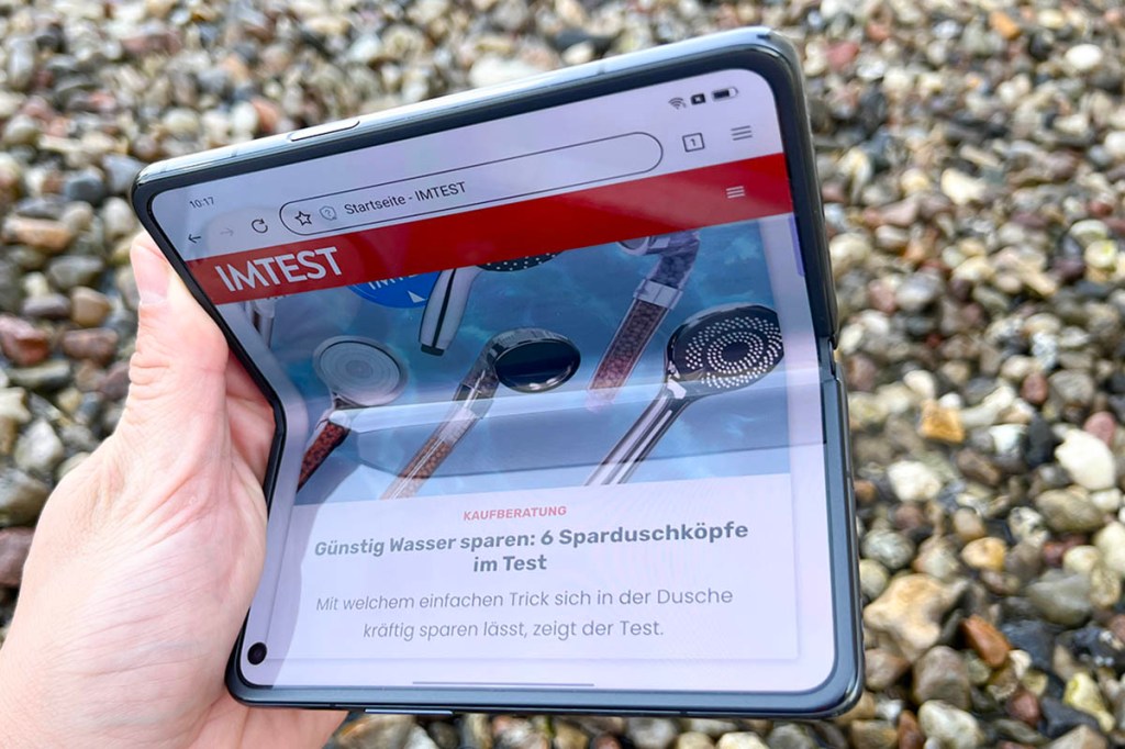 Oppo Find N halb aufgeklapptes Display