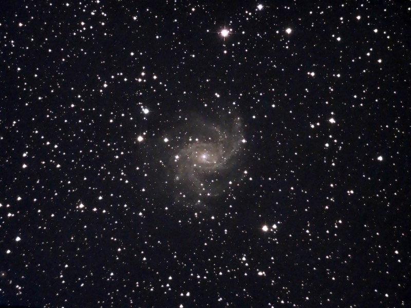 Das Weltall im Teleskop betrchtet