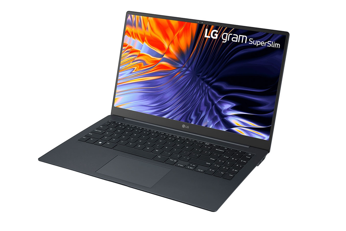 Das LG Gram Superslim vor weißem Hintergrund.