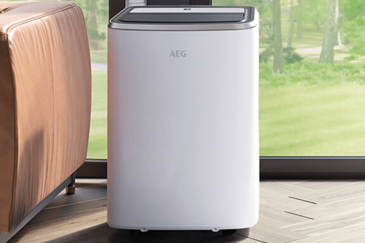 Produktbild AEG Klimagerät im Wohnzimmer