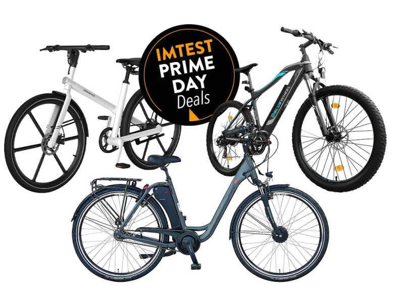 Verschiedene E-Bikes nebeneinander