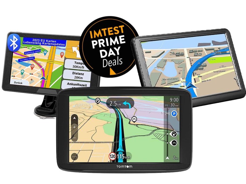 Drei Navigationsgeräte auf weißem Hintergrund, dazu Prime Day Button