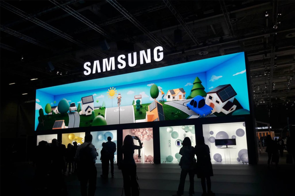 Samsung hat im City Cube ein gigantisches Puppenhaus nachgebaut.