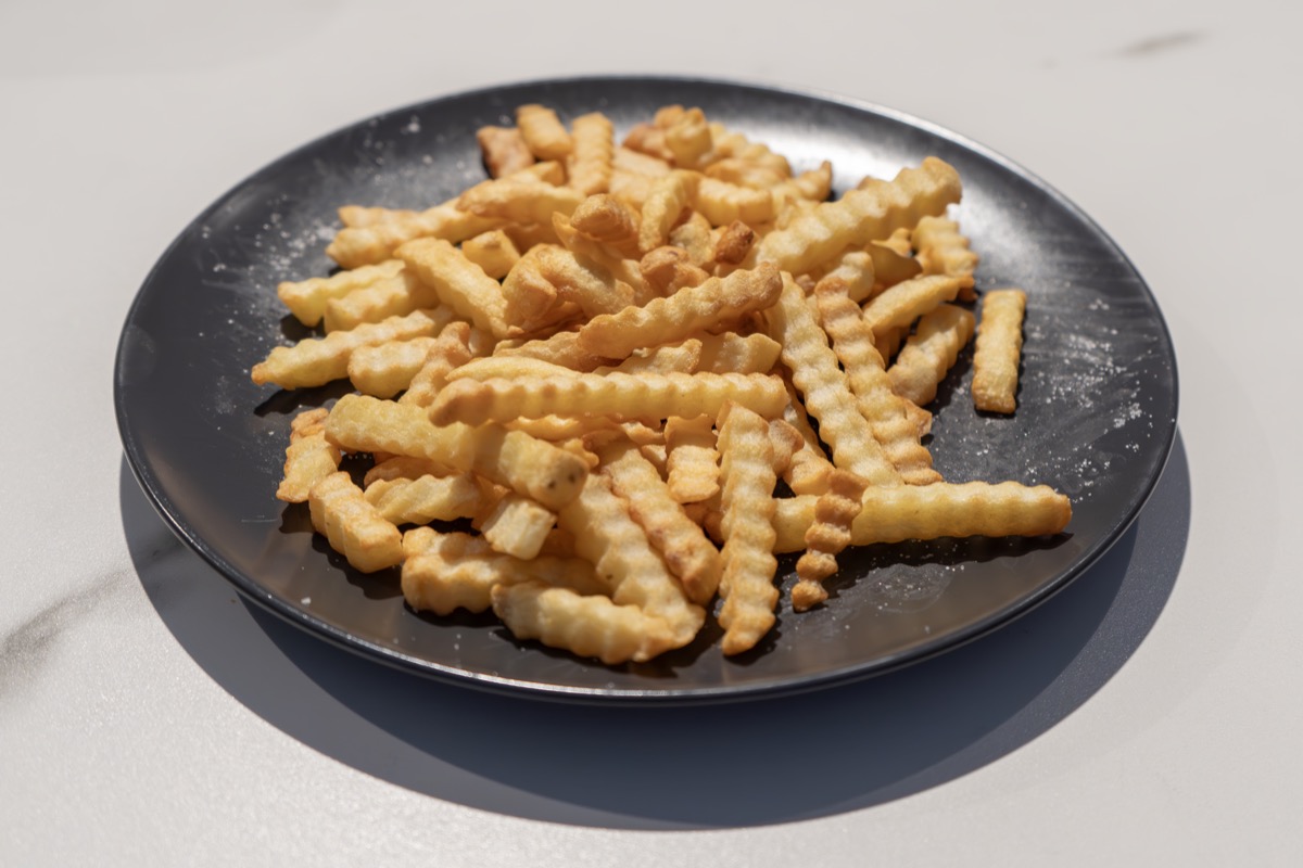 Pommes aus dem Airfryer von Philips.