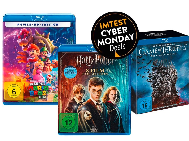 In der Mitte vorne blau umrahmte Blu-ray Hülle mit Harry Potter Cover, links daneben Blu-ray Hülle mit Super Mario Cover, links daneben Blu-ray Box schräg von vorne mit Game of Thrones Cover auf weißem Hintergrund mit schwarzem Button rechts oben "IMTEST Cyber Monday Deals"