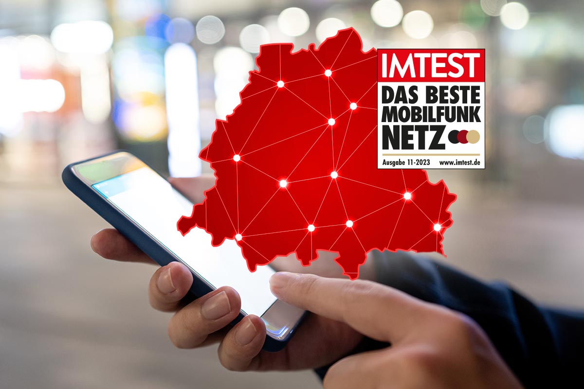 Ein Smartphone mit der Landkarte des Erscheinungsgebiet Berlin