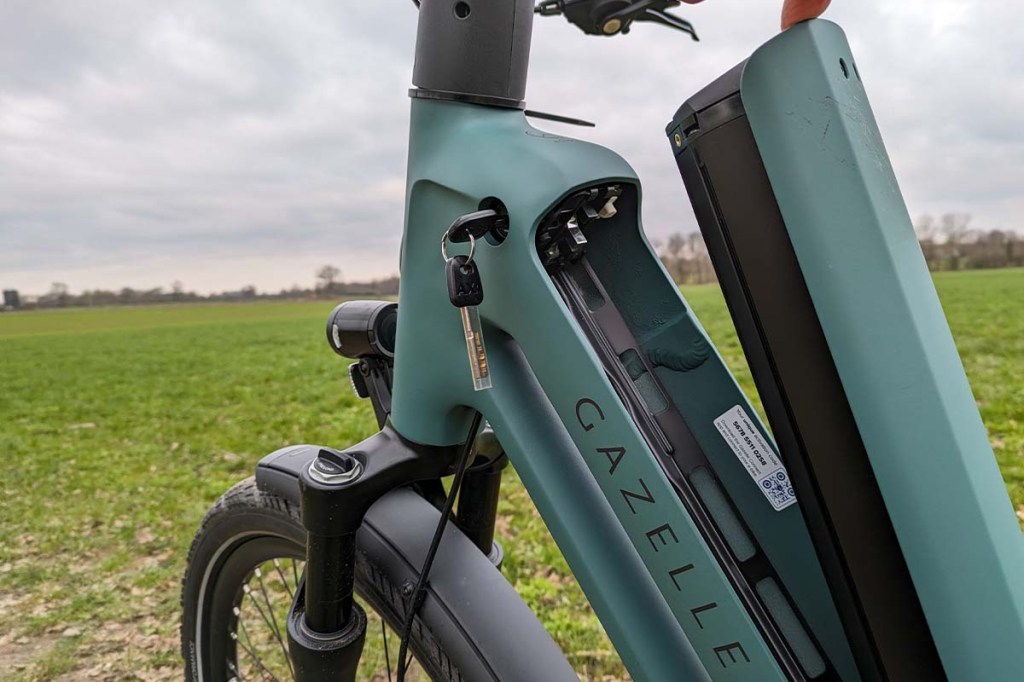 Nahaufnahme Akkufach am Rahmen eines E-Bikes